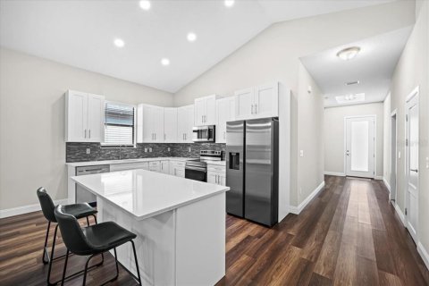 House in Palm Coast, Florida 3 bedrooms, 173.73 sq.m. № 1723989 - photo 4