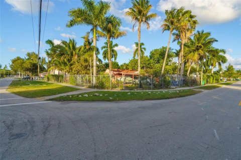 Villa ou maison à Miami, Floride 2 chambres, 101.45 m2 № 2080440