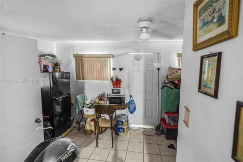 Villa ou maison à vendre à Miami, Floride: 2 chambres, 101.45 m2 № 2080440 - photo 11