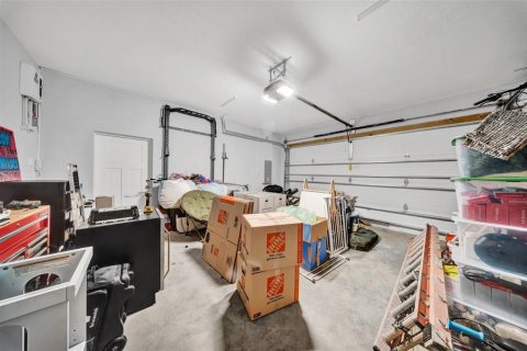 House in Tampa, Florida 4 bedrooms, 193.14 sq.m. № 1803012 - photo 21