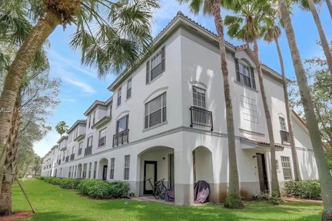 Купить таунхаус в Санрайз, Флорида 3 спальни, 119.38м2, № 2056331 - фото 2