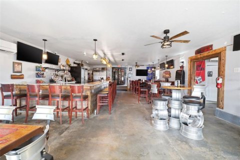 Propiedad comercial en venta en Tarpon Springs, Florida, 257.53 m2 № 2136950 - foto 13