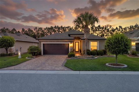 Casa en Ocala, Florida 2 dormitorios, 188.41 m2 № 2321002