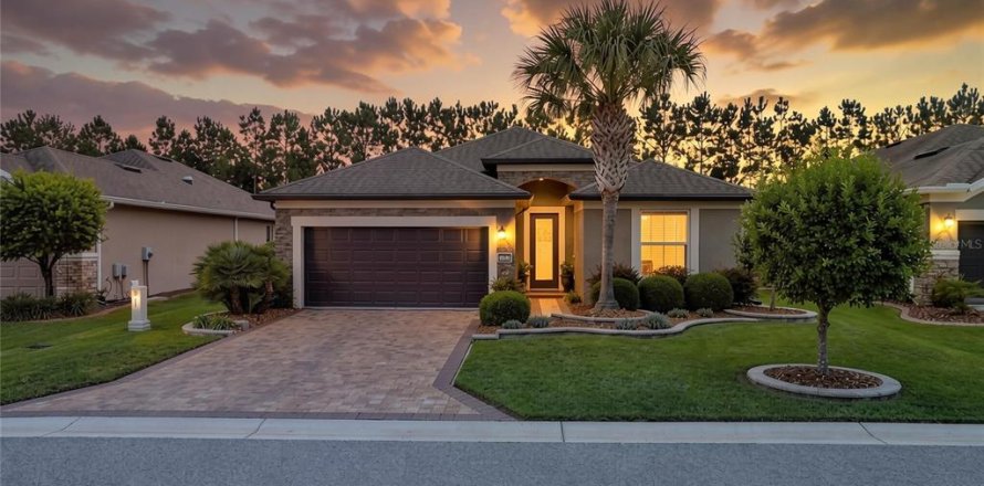 Casa en Ocala, Florida 2 dormitorios, 188.41 m2 № 2321002