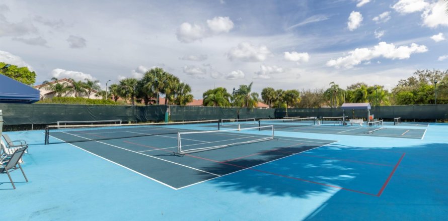 Condominio en Boynton Beach, Florida, 2 dormitorios  № 1016212