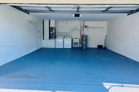 Купить виллу или дом в Киссимми, Флорида 3 спальни, № 2015851 - фото 11