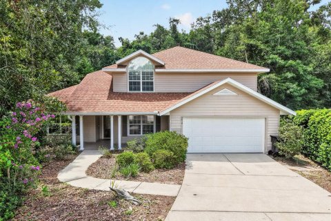 Casa en Gainesville, Florida 5 dormitorios, 222.87 m2 № 2289903