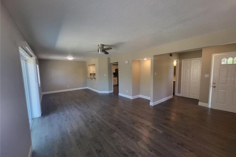 Dúplex en venta en Orlando, Florida, 3 dormitorios, 140.56 m2 № 2093612 - foto 3