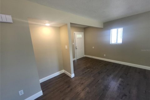 Dúplex en venta en Orlando, Florida, 3 dormitorios, 140.56 m2 № 2093612 - foto 9