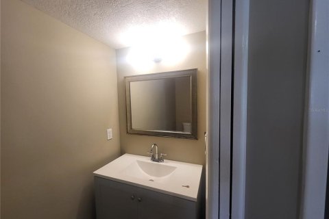 Dúplex en venta en Orlando, Florida, 3 dormitorios, 140.56 m2 № 2093612 - foto 11