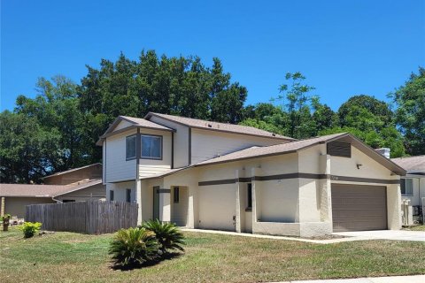 Dúplex en Orlando, Florida 3 dormitorios, 140.56 m2 № 2093612