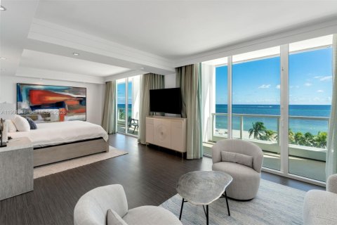 Condo in Miami Beach, Florida, 5 bedrooms  № 2056258 - photo 20