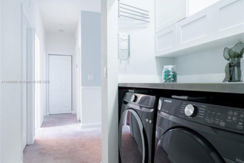 Купить виллу или дом в Хомстед, Флорида 4 спальни, 179.67м2, № 2034256 - фото 17