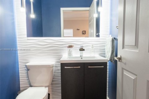 Купить виллу или дом в Хомстед, Флорида 4 спальни, 179.67м2, № 2034256 - фото 13