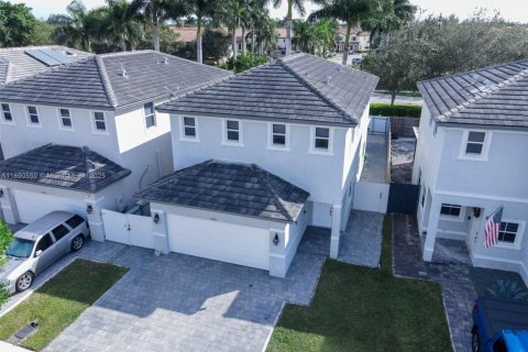 Villa ou maison à Homestead, Floride 4 chambres, 179.67 m2 № 2034256