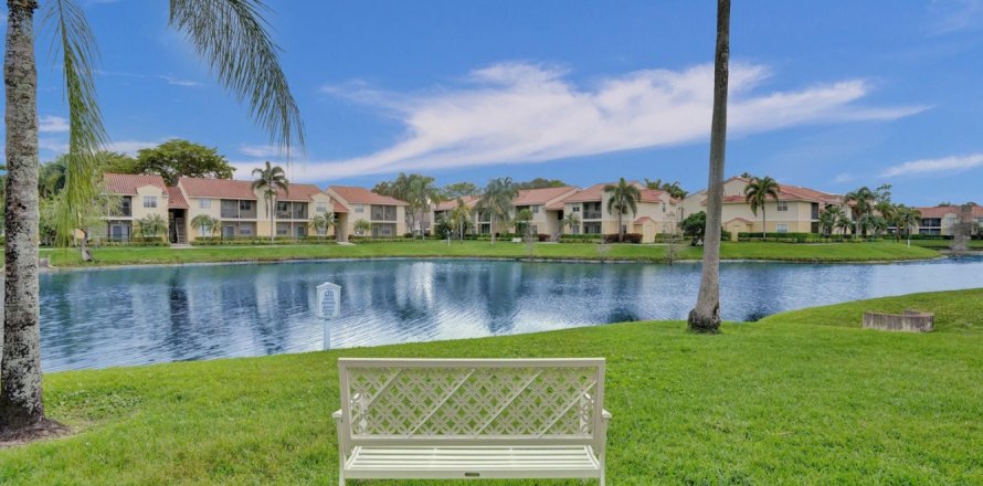 Condo in Pompano Beach, Florida, 2 bedrooms  № 1077103