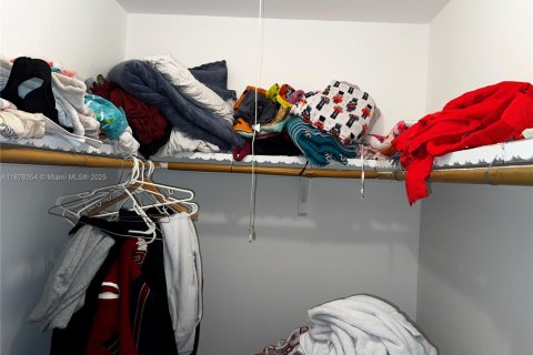 Casa en venta en Lauderhill, Florida, 2 dormitorios, 139.54 m2 № 1923392 - foto 18