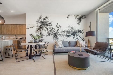 Condo in Miami, Florida, 1 bedroom  № 2022394 - photo 5