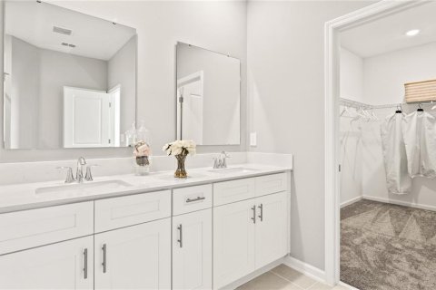 Villa ou maison à vendre à Apopka, Floride: 3 chambres, 166.76 m2 № 2308656 - photo 12