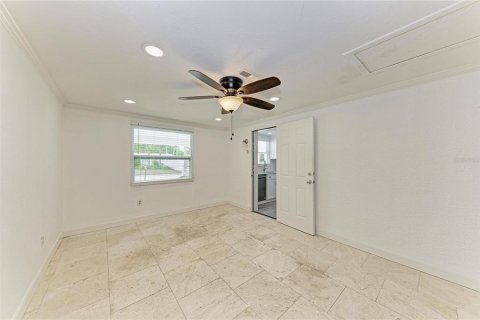 House in Sarasota, Florida 3 bedrooms, 126.72 sq.m. № 2131425 - photo 27