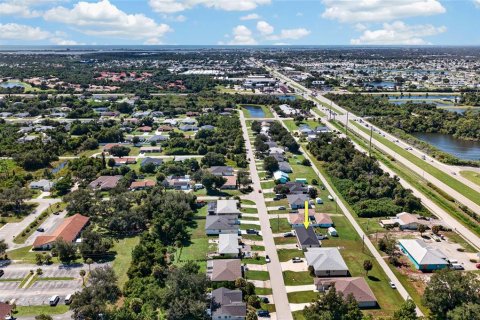 Commercial property in Englewood, Florida 4 bedrooms, 193.98 sq.m. № 2386243 - photo 18