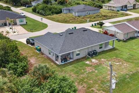Commercial property in Englewood, Florida 4 bedrooms, 193.98 sq.m. № 2386243 - photo 21
