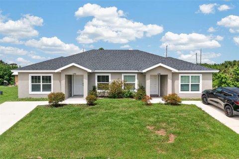 Commercial property in Englewood, Florida 4 bedrooms, 193.98 sq.m. № 2386243 - photo 25