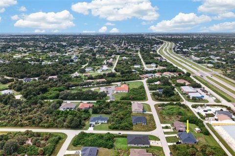 Commercial property in Englewood, Florida 4 bedrooms, 193.98 sq.m. № 2386243 - photo 17