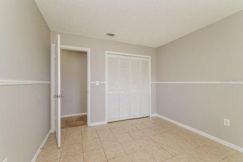 Casa en alquiler en Kissimmee, Florida, 3 dormitorios, 132.11 m2 № 1894028 - foto 13