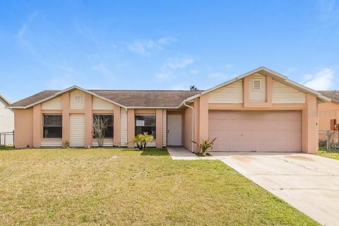 Casa en alquiler en Kissimmee, Florida, 3 dormitorios, 132.11 m2 № 1894028 - foto 1