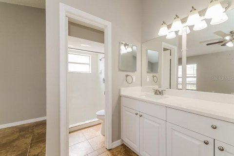 Casa en alquiler en Kissimmee, Florida, 3 dormitorios, 132.11 m2 № 1894028 - foto 12