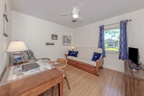 House in Venice, Florida 3 bedrooms, 205.69 sq.m. № 2116602 - photo 22