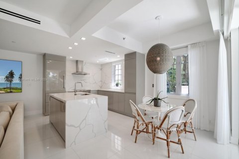 Снять в аренду кондоминиум в Майами-Бич, Флорида 2 спальни, 132.76м2, № 1958808 - фото 14