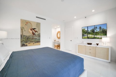 Снять в аренду кондоминиум в Майами-Бич, Флорида 2 спальни, 132.76м2, № 1958808 - фото 29