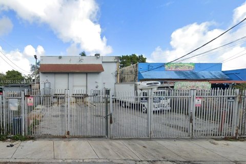Immobilier commercial à Miami, Floride № 2170405