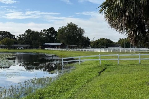 Villa ou maison à vendre à Land O' Lakes, Floride: 3 chambres, 134.15 m2 № 1902820 - photo 16