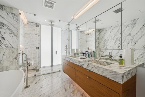 Copropriété à vendre à Miami Beach, Floride: 3 chambres, 210.8 m2 № 1943748 - photo 24