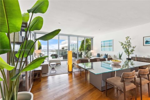 Copropriété à vendre à Miami Beach, Floride: 3 chambres, 210.8 m2 № 1943748 - photo 4