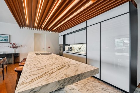 Copropriété à vendre à Miami Beach, Floride: 3 chambres, 210.8 m2 № 1943748 - photo 17