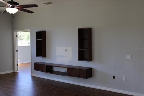 Casa en alquiler en Bradenton, Florida, 3 dormitorios, 203.73 m2 № 1915473 - foto 11