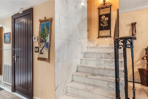 Copropriété à vendre à Sunny Isles Beach, Floride: 5 chambres, 289.39 m2 № 1952373 - photo 19
