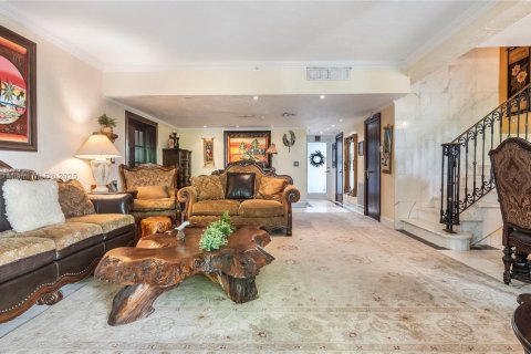 Copropriété à vendre à Sunny Isles Beach, Floride: 5 chambres, 289.39 m2 № 1952373 - photo 2