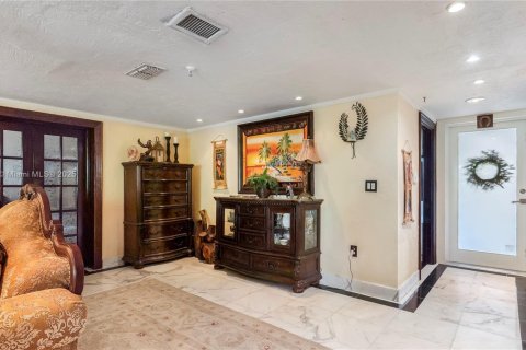 Copropriété à vendre à Sunny Isles Beach, Floride: 5 chambres, 289.39 m2 № 1952373 - photo 12