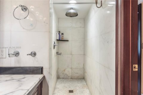 Copropriété à vendre à Sunny Isles Beach, Floride: 5 chambres, 289.39 m2 № 1952373 - photo 23