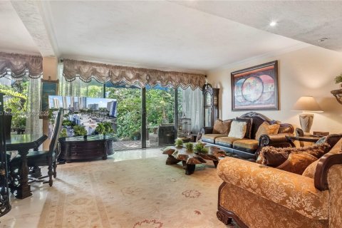 Copropriété à vendre à Sunny Isles Beach, Floride: 5 chambres, 289.39 m2 № 1952373 - photo 11