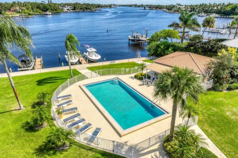 Copropriété à vendre à Tequesta, Floride: 2 chambres, 69.68 m2 № 2433956 - photo 23