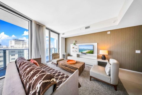 Hôtel, hôtellerie à vendre à Hollywood, Floride: 1 chambre, 80.73 m2 № 2015124 - photo 3