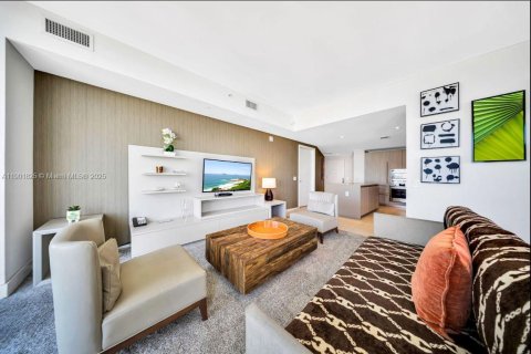 Hôtel, hôtellerie à vendre à Hollywood, Floride: 1 chambre, 80.73 m2 № 2015124 - photo 5