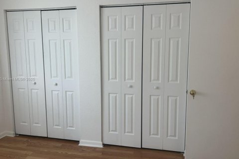 Condo in Plantation, Florida, 2 bedrooms  № 1783967 - photo 8