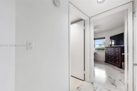 Copropriété à vendre à Coconut Creek, Floride: 2 chambres, 125.05 m2 № 2046652 - photo 16